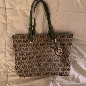 Michael Kors Tote